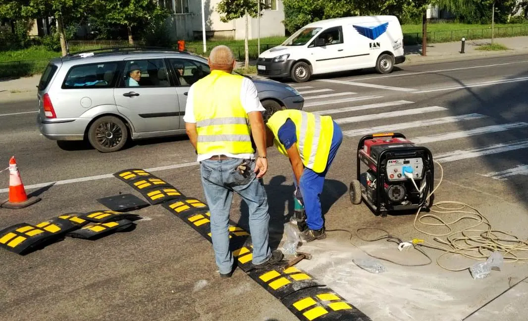 Măsură luată de autorităţi după numeroasele accidente cu pietoni, de pe Ecaterina Teodoroiu din Slatina