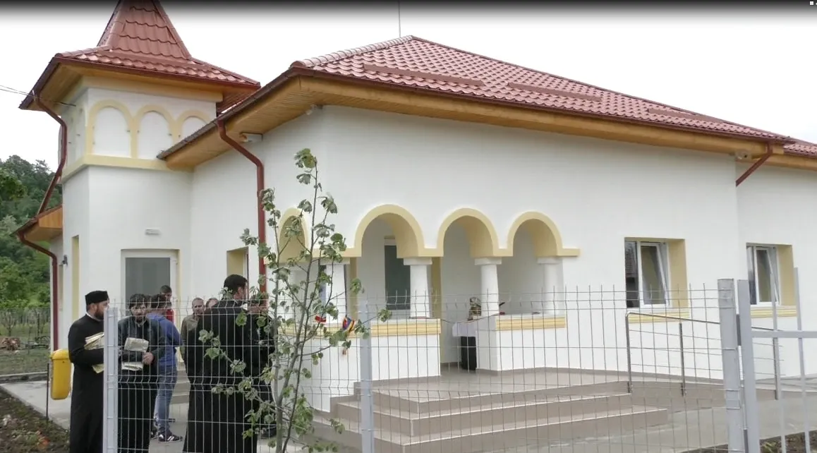 Centru de permanență și cabinet stomatologic, într-o comună din Olt