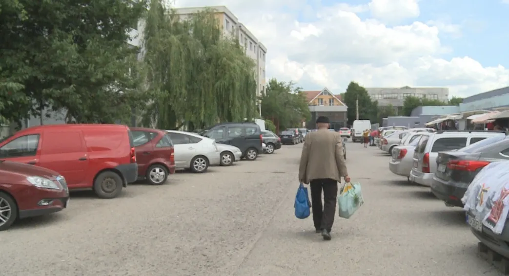 Trei șantiere pentru asfaltare, deschise în vară la Slatina. LISTA străzilor modernizate