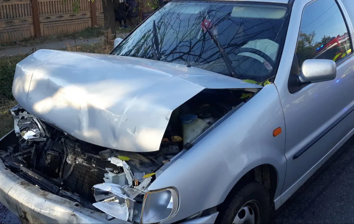 Olt: O persoană rănită într-un accident rutier, pe un drum județean