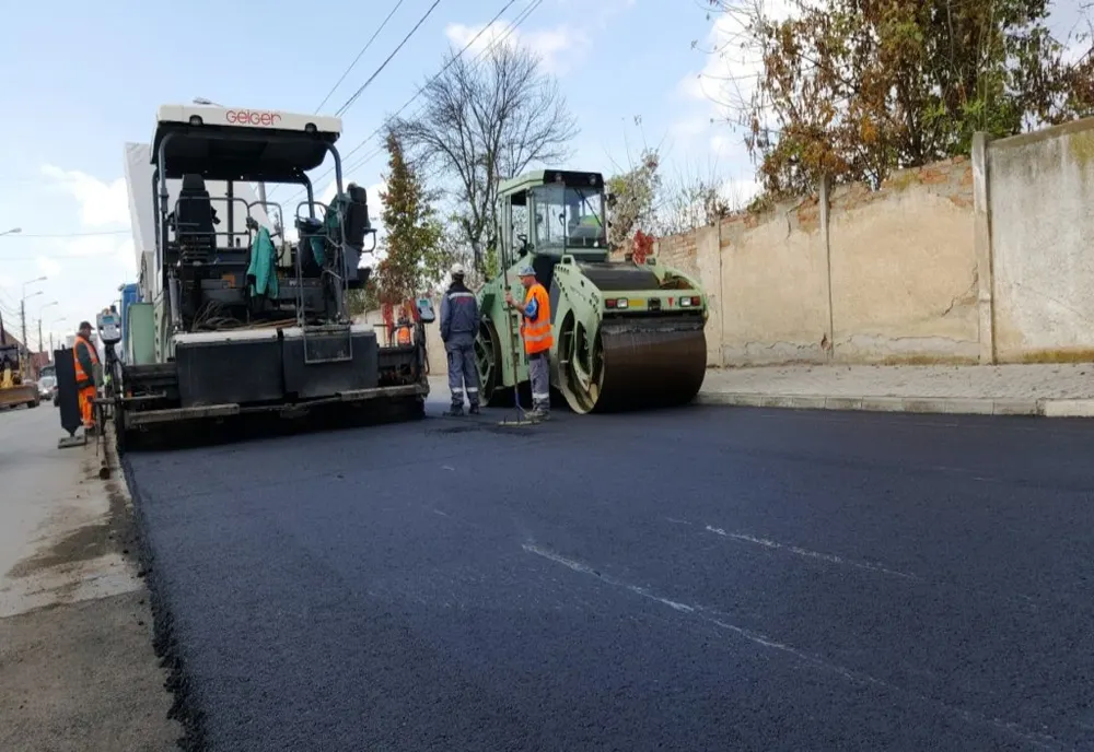 Trei segmente de drum judeţean, reabilitate. La cât se ridică investiţia