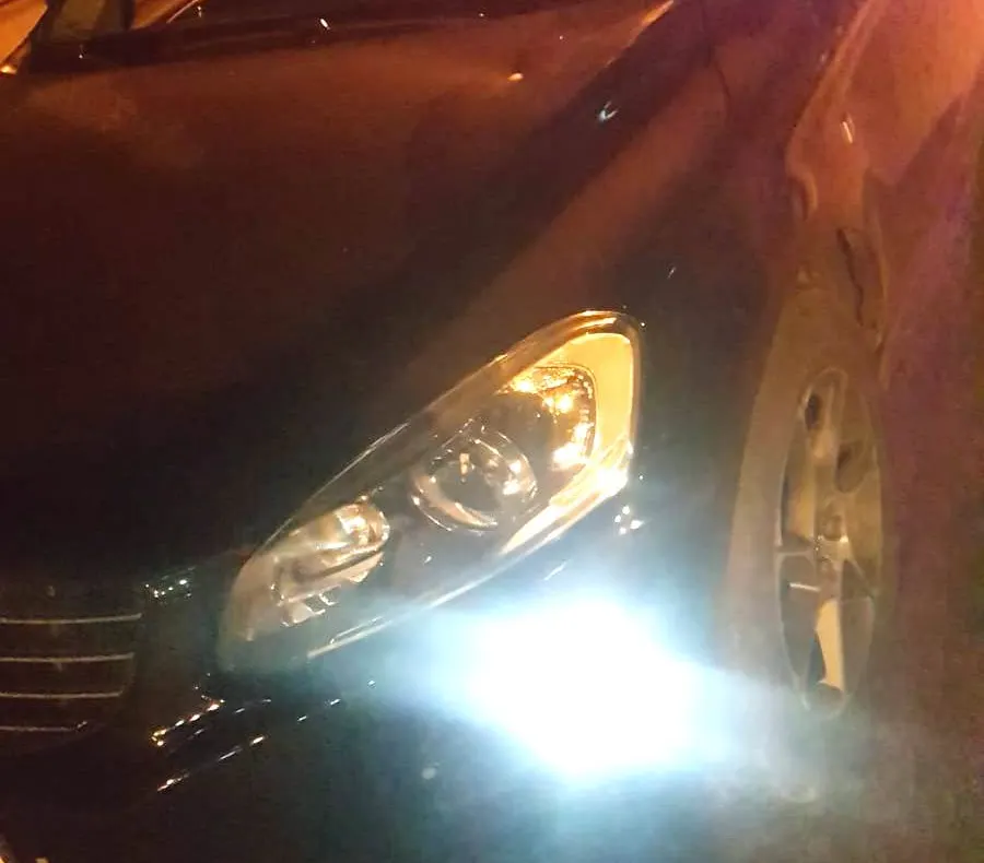 Pieton lovit pe trecere, la Slatina. A fost transportat la spital