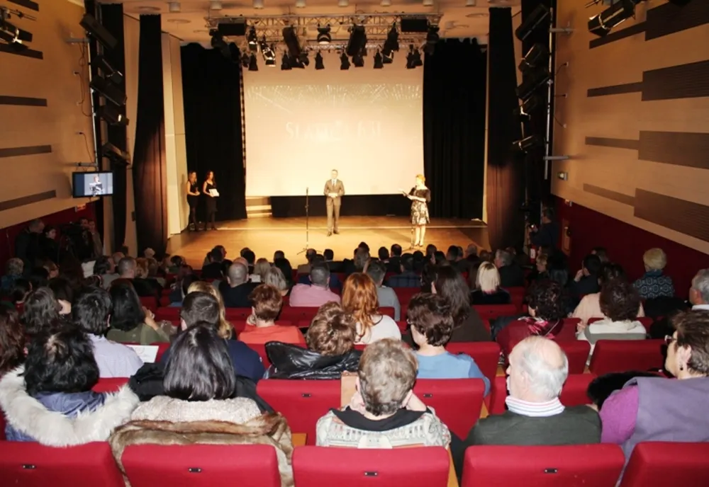 Medici din Slatina, cetăţeni de onoare ai oraşului