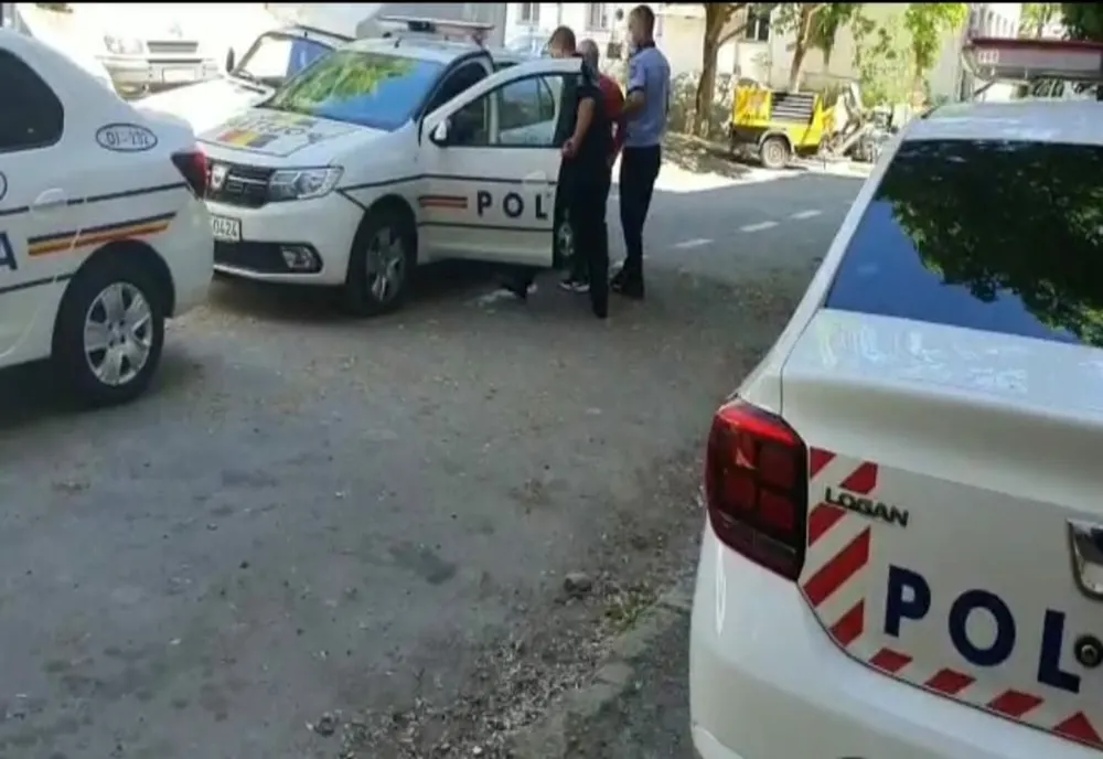 Bărbat din Olt, reţinut după ce l-a tâlhărit pe un bătrân din Craiova