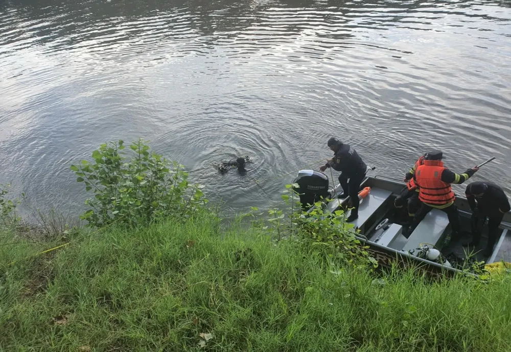 VIDEO. Olt: Tânăr din Vâlcea, înecat într-un lac din Vitomireşti