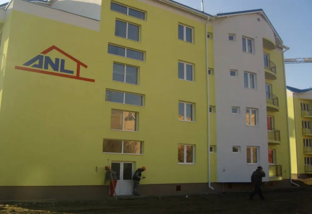 Într-o comună din Olt se construieşte un bloc ANL
