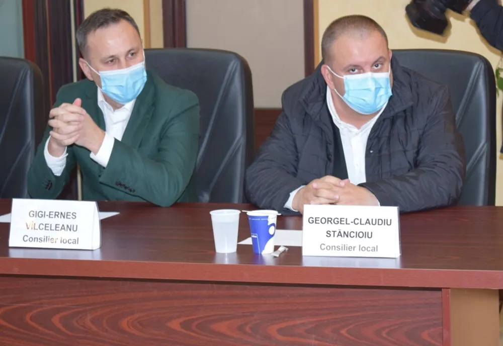 Unul din viceprimarii Slatinei a demisionat din funcţie