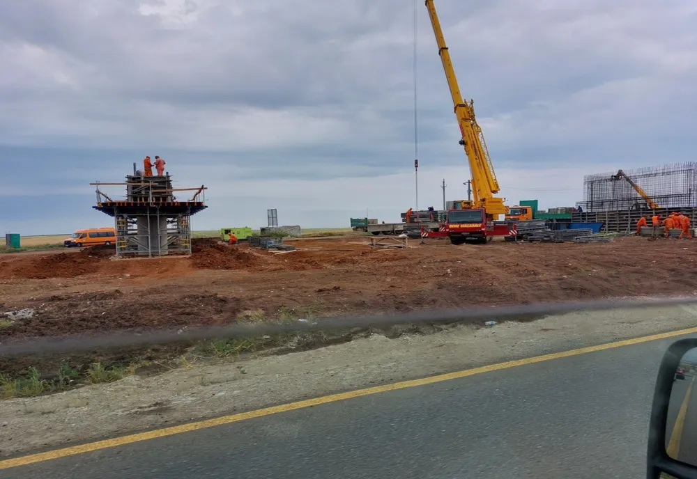 Trafic restricţionat, la intrarea în Slatina, în zona şantierului Drumului Expres