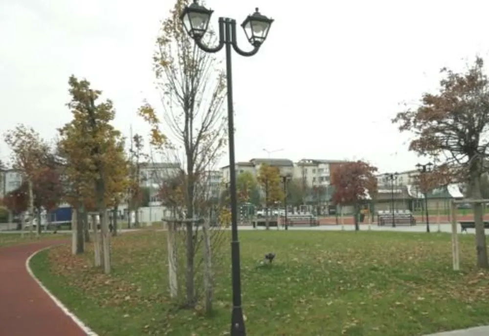Proiecţii de filme în aer liber, în Parcul Tineretului din Slatina