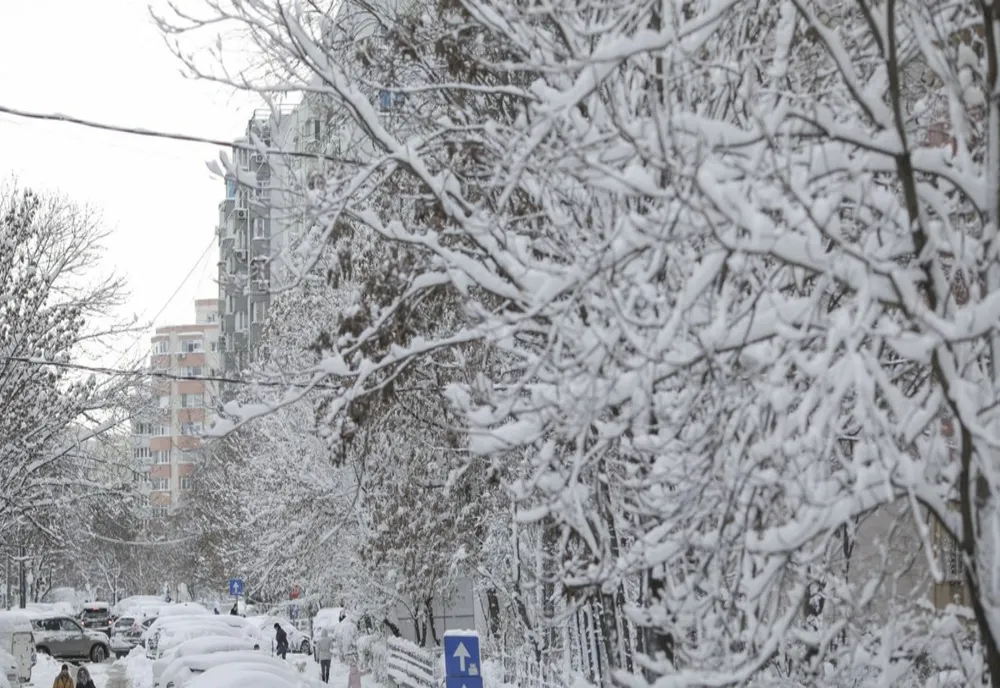 VREMEA 18 FEBRUARIE. TEMPERATURI SCĂZUTE ȘI NINSORI ÎN CEA MAI MARE PARTE A ȚĂRII