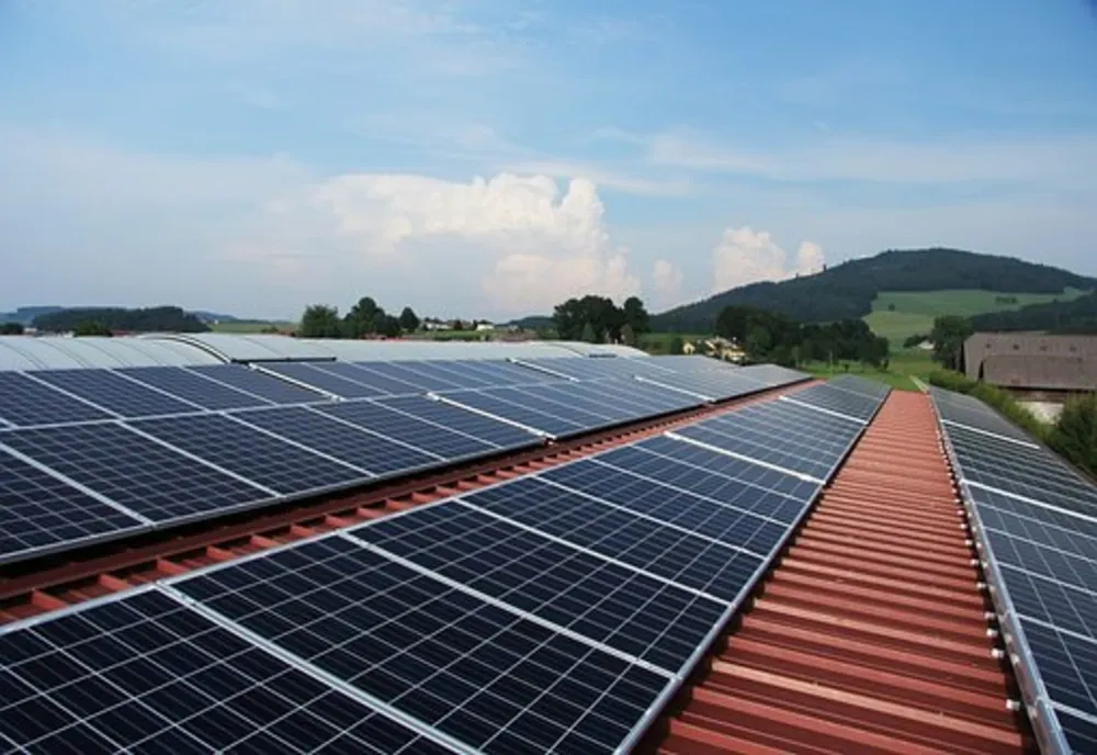 TERMEN PRELUNGIT PENTRU VOUCHERELE DE REABILITARE ȘI PANOURI SOLARE! ROMÂNII MAI AU TIMP PÂNĂ PE 3 MARTIE