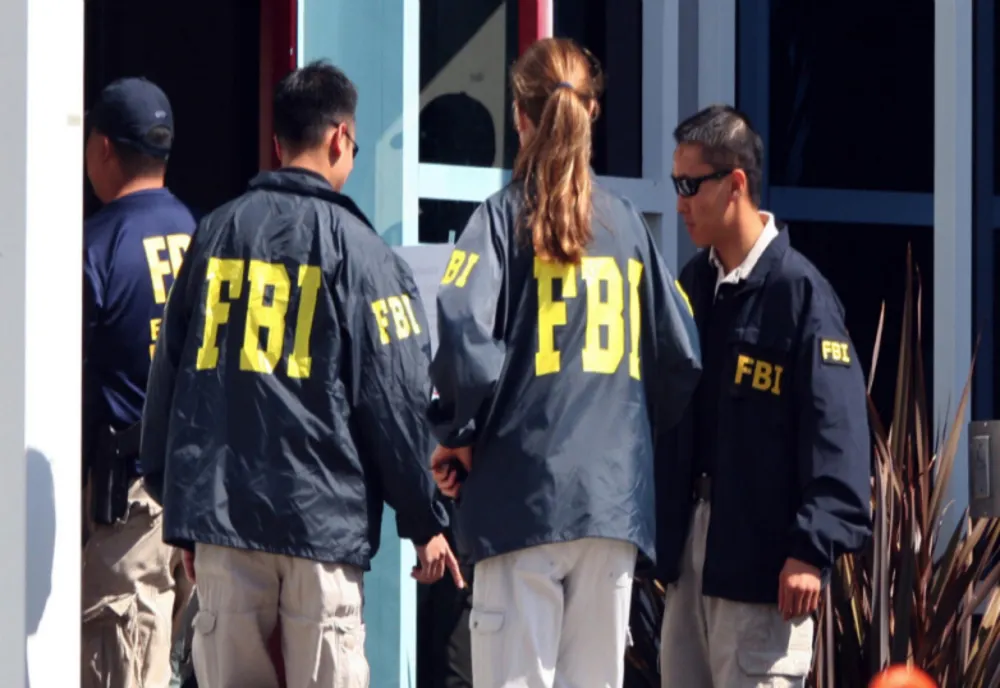 ELEV DIN BUCUREȘTI, CERCETAT DE FBI