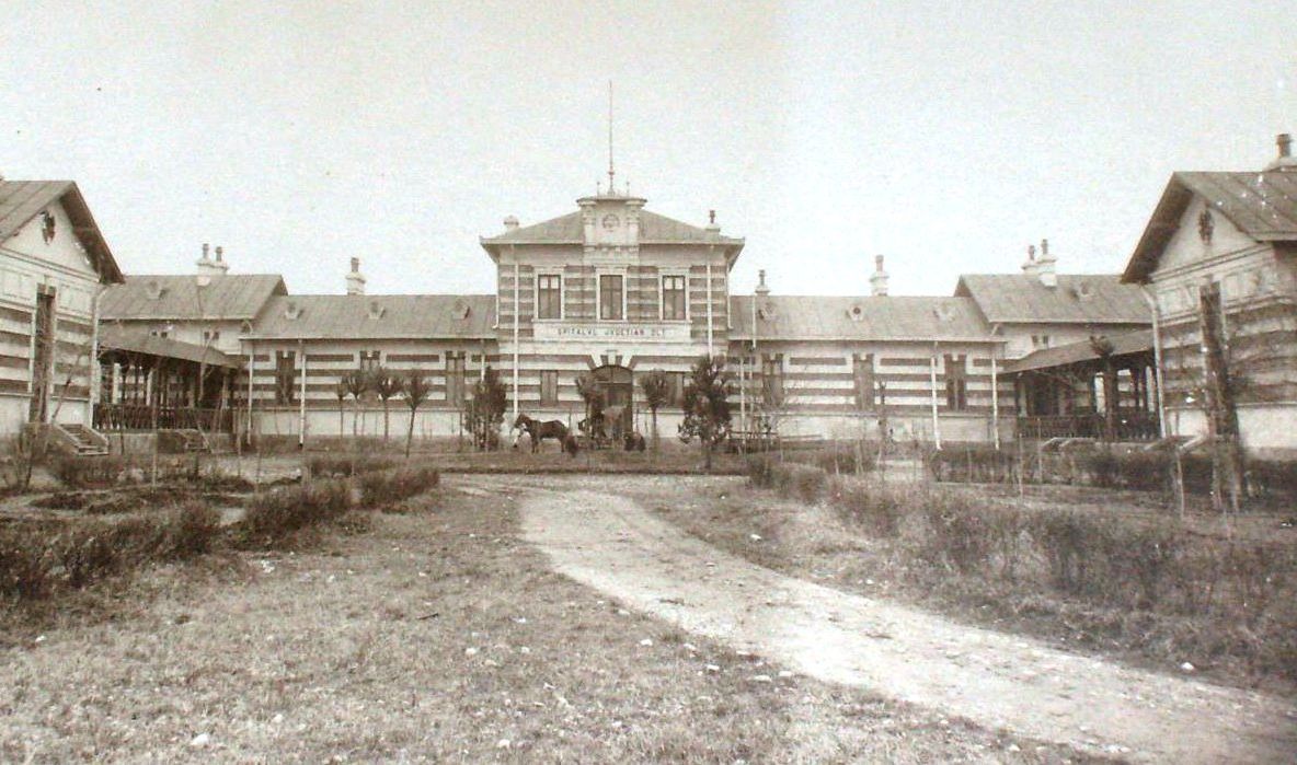 Fotografii DOCUMENT cu primul spital din Slatina, în urmă cu 200 de ani