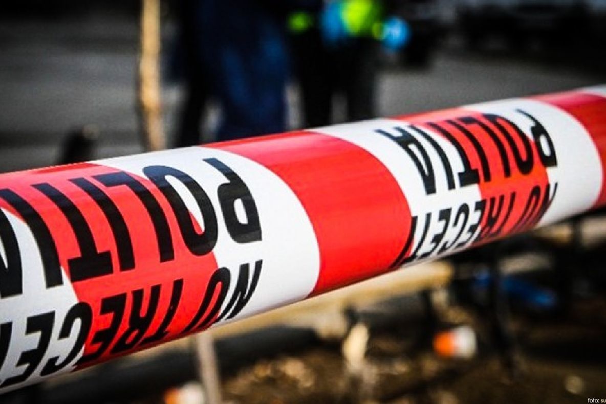 Bărbat din Olt găsit decapitat de câinele său. Animalul l-a mâncat, după ce a murit