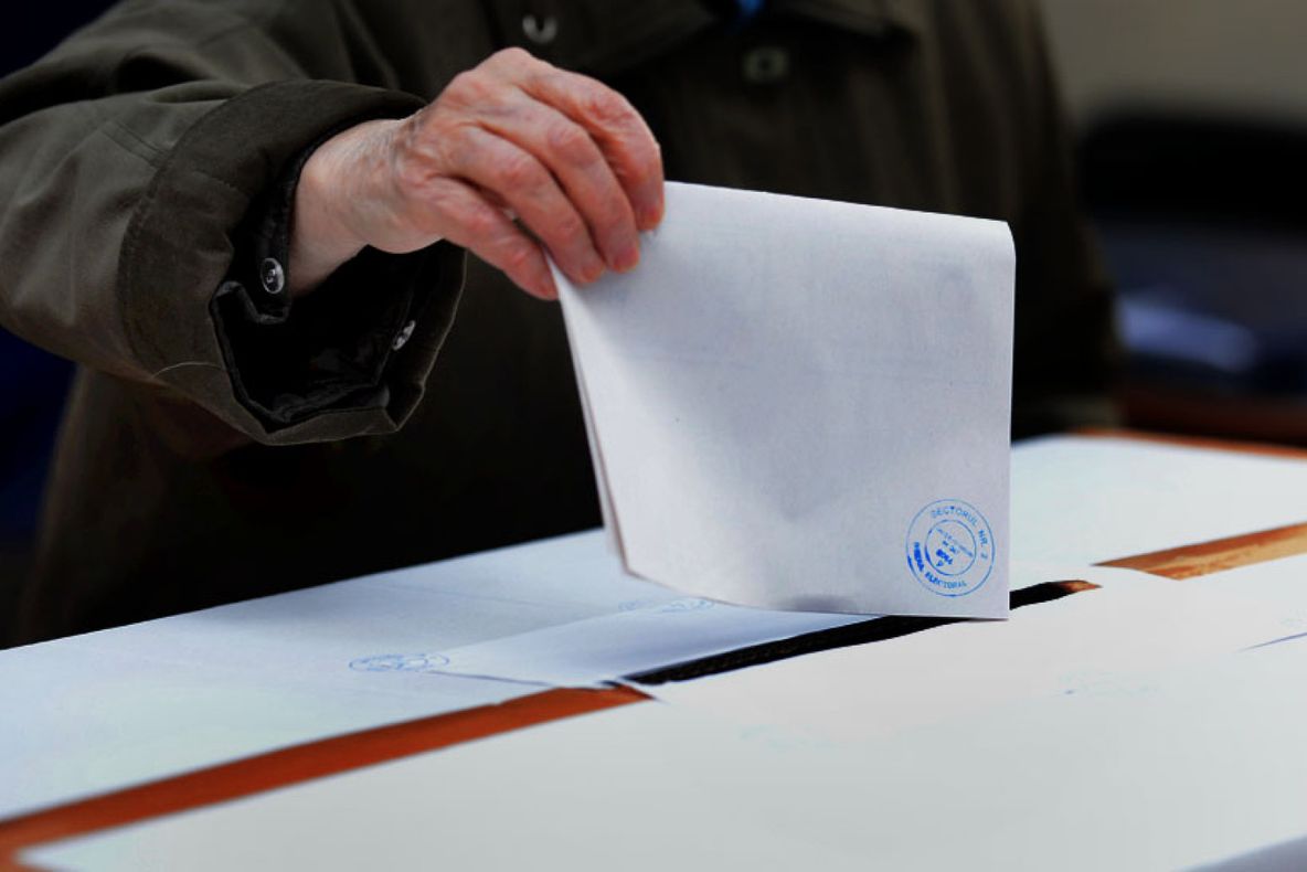 Oltenii, chemați la urne și astăzi. Ieri s-a înregistrat o prezență la vot de 7,32%