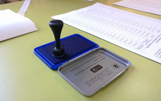 Mobilizare la vot de pe patul de spital. Aproximativ 200 de pacienţi ai Spitalului Slatina votează la prezidenţiale