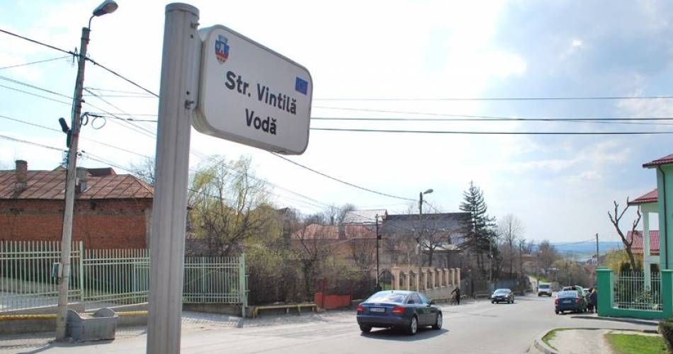 Străzi pe care circulă autobuzele din Slatina, reabilitate cu bani europeni