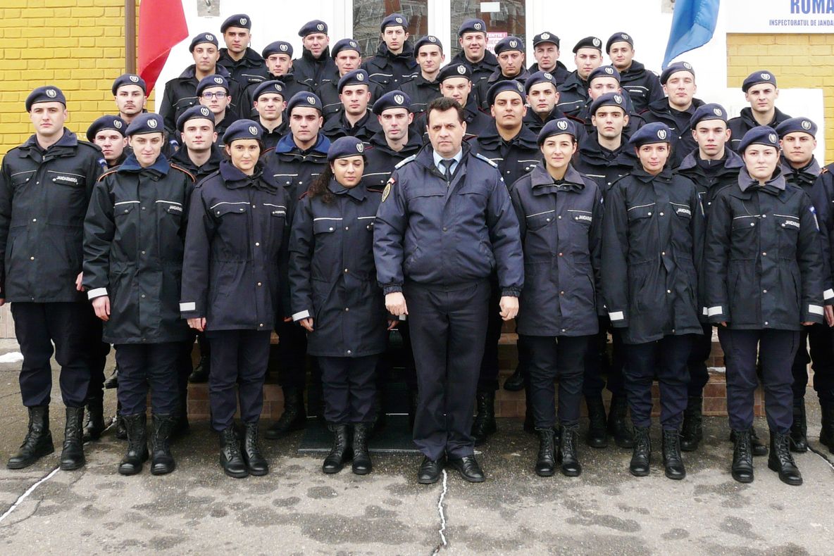 Viitori jandarmi, în practică