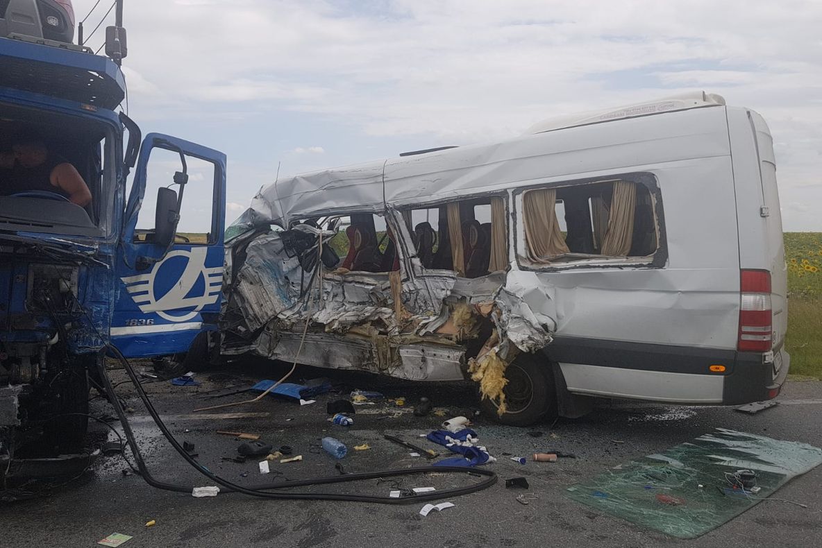 Mobilizare pe Facebook pentru donare de sânge, după accidentul de la Priseaca. Apelul Centrului de Transfuzii
