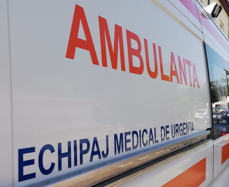 Zeci de poliţişti şi jandarmi, căutări de peste 12 ore la Caracal. O tânără a sunat la 112 că este sechestrată, a venit spună că glumeşte