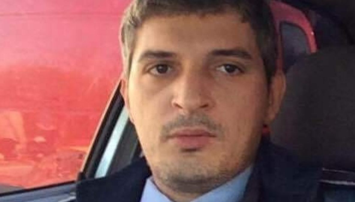 Cazul poliţistului care a bătut o femeie. Agentul nu mai avea drept de port armă din 2013