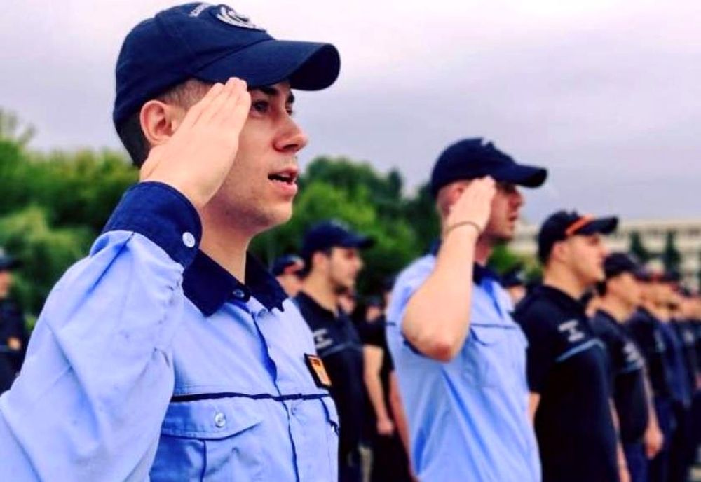 Condamnare în cazul poliţistului din Slatina care îi transmitea ameninţări cu moartea jurnalistei Emilia Şercan