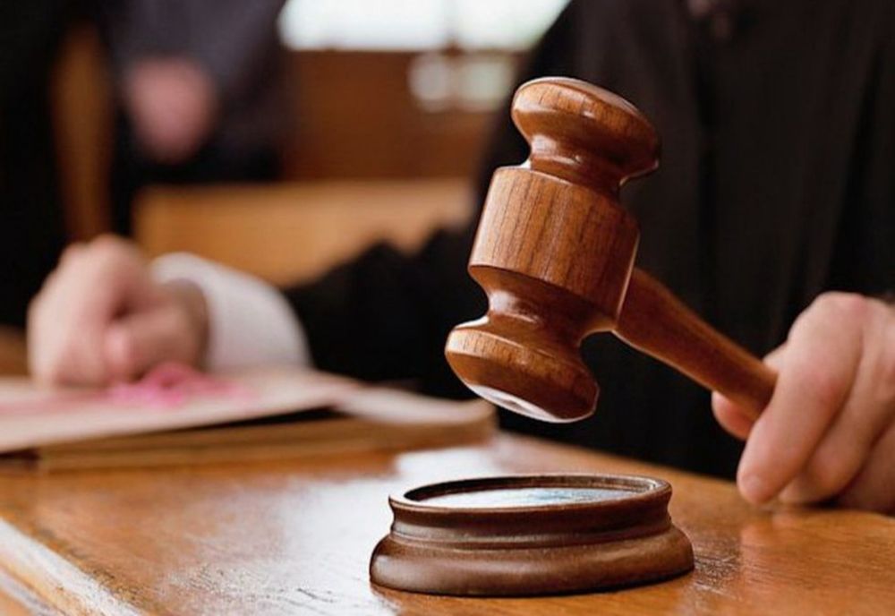 Cele cinci dosare de viol şi lipsire de libertate închise nejustificat la Caracal, împărţite între instanţă şi parchet