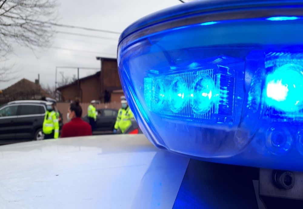 Olt: Poliţist mort din cauza coronavirusului. Era internat la un spital din Capitală