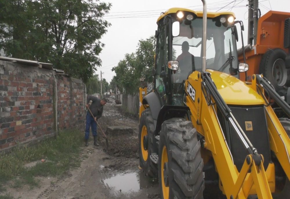 Se modernizează străzile Stejarului, Tineretului şi D. Ţoncu din Slatina
