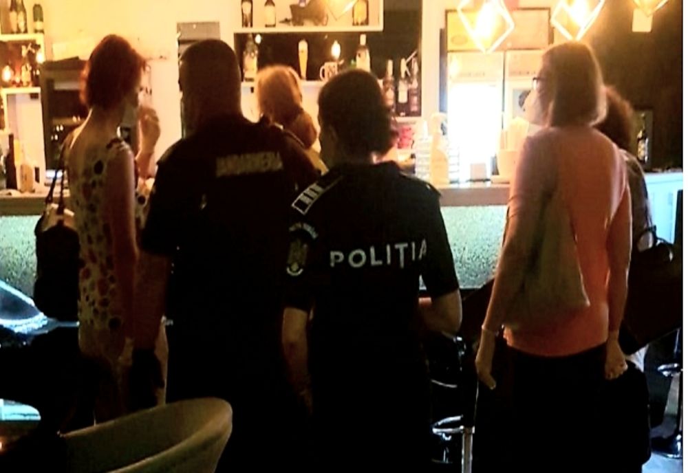 Petreceri "vizitate" și sancționate de polițiști, în Olt