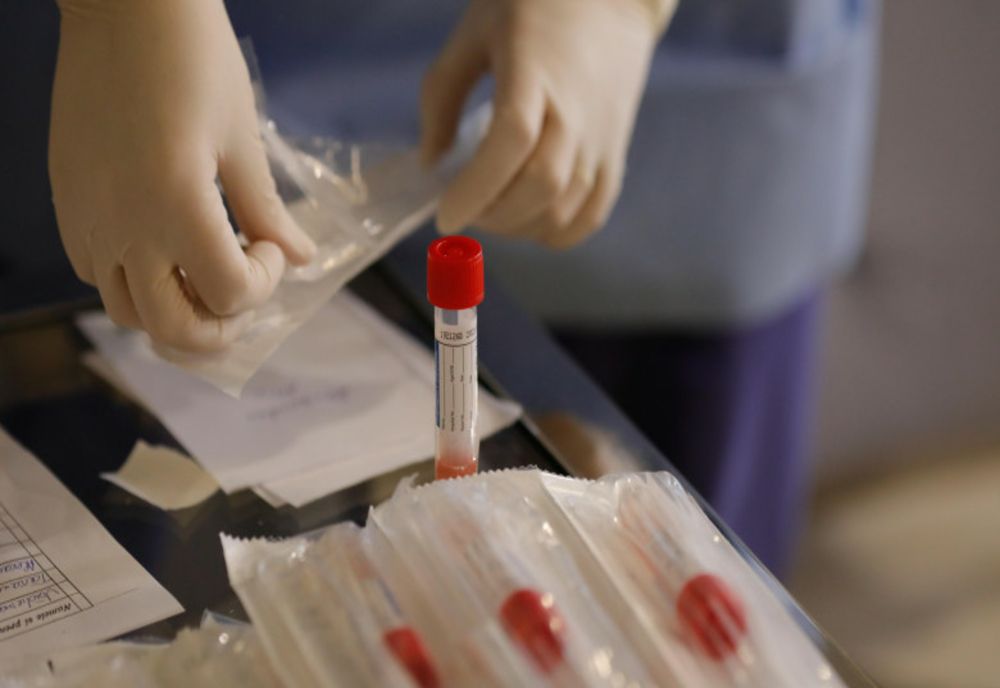 Coronavirus UPDATE: 3.240 cazuri noi şi 130 decese | RAPORT pe judeţe