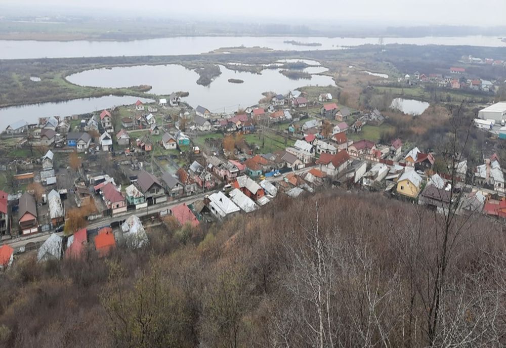 Olt: Romii care au construit ilegal în Slatina intră în legalitate