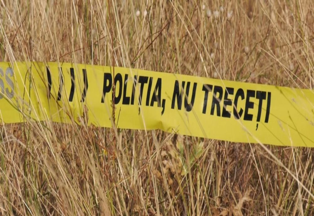 Olt: A murit după ce a trecut peste el un cal cu o căruţă plină de bălegar