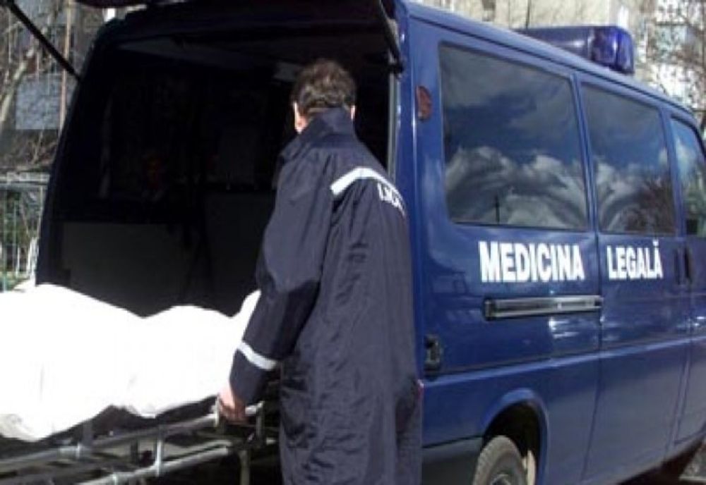 Sinucidere la Slatina. Un bărbat s-a spânzurat într-un garaj