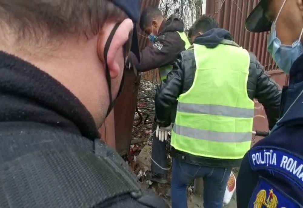 Percheziţii la Caracal. Ce vizează acţiunea poliţiştilor