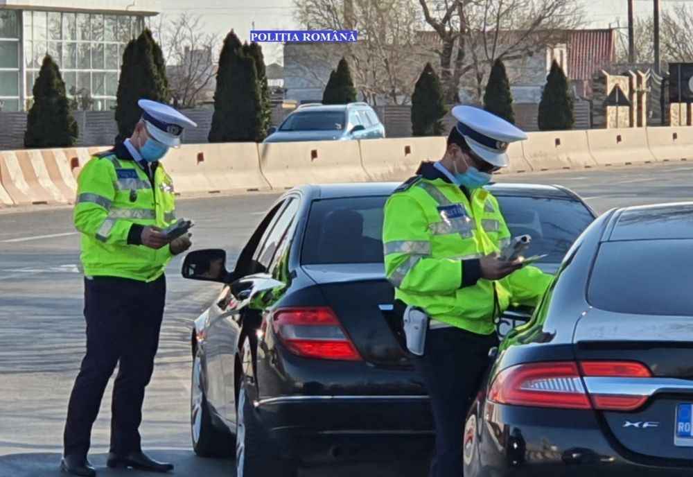Şoferi din Olt lăsaţi fără permis şi cercetaţi penal, după ce au condus băuţi