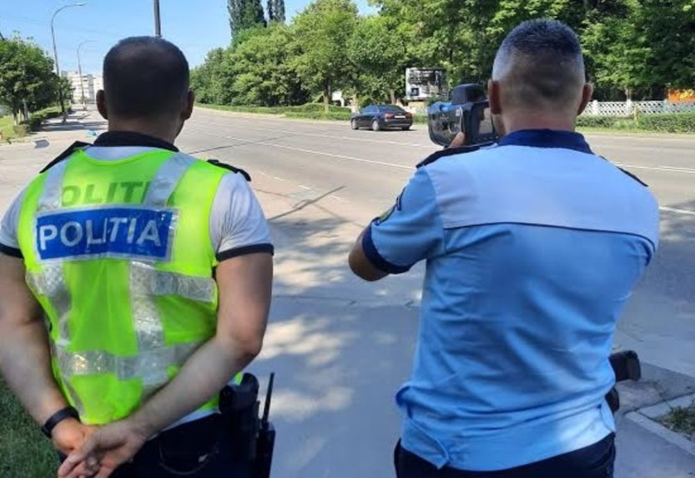 Tânăr din Teleorman, lăsat fără permis după ce a mers cu 227km/h pe un drum din Olt