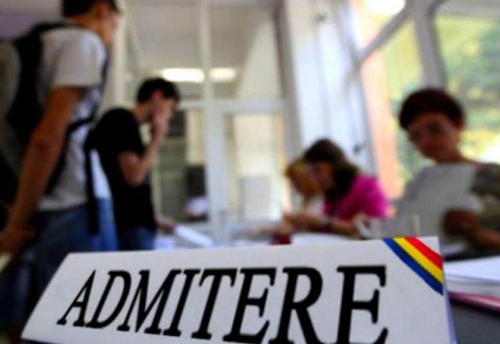 Olt: 15 elevi din intră la liceu cu media 10