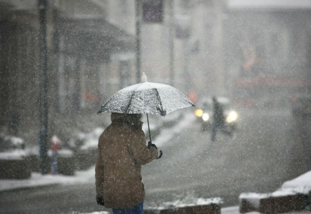 Alertă ANM. Cod galben de ploi puternice în șase județe din țară. Care sunt zonele unde se va semnala lapoviță, ninsori și vijelii