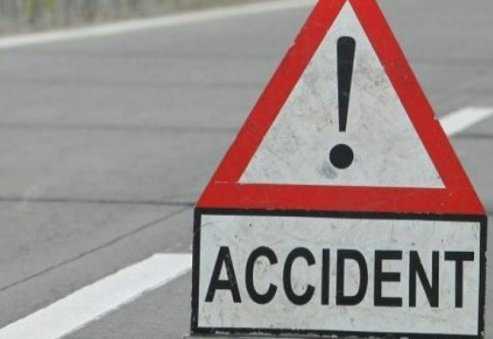 Trei vehicule ale Armatei, implicate într-un accident rutier pe DN1, în zona podului Rafinăriei Petrobrazi