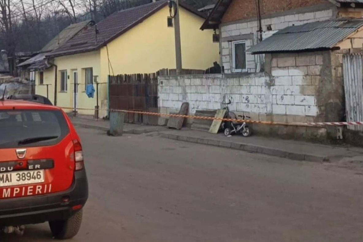 Alunecarea de teren din Slatina continuă să avanseze: șapte locuințe evacuate, autoritățile iau în calcul noi măsuri