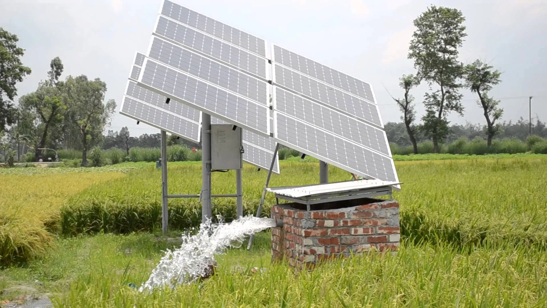 instalatie solara pentru irigatii in agricultura