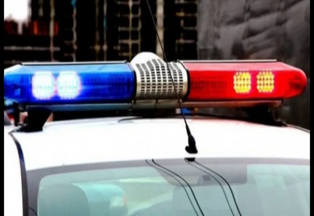 Sute de poliţişti, jandarmi, poliţişti de frontieră şi pompieri asigură ordinea, de alegeri