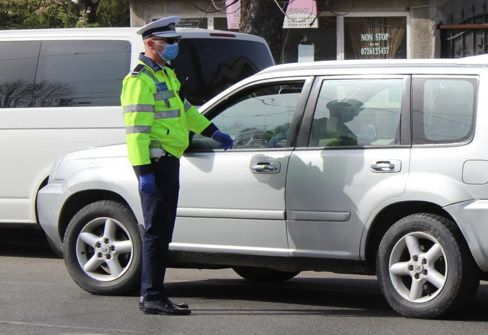 Număr-record de amenzi aplicate de poliţiştii din Olt, de la începutul Stării de Urgenţă