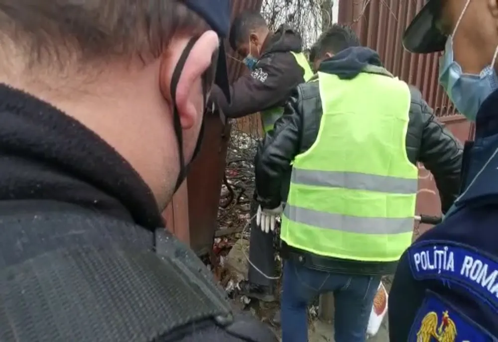 Percheziţii la Caracal. Ce vizează acţiunea poliţiştilor