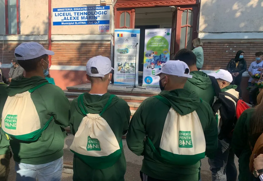 Dotări moderne pentru un laboratorul unui Liceu din Slatina
