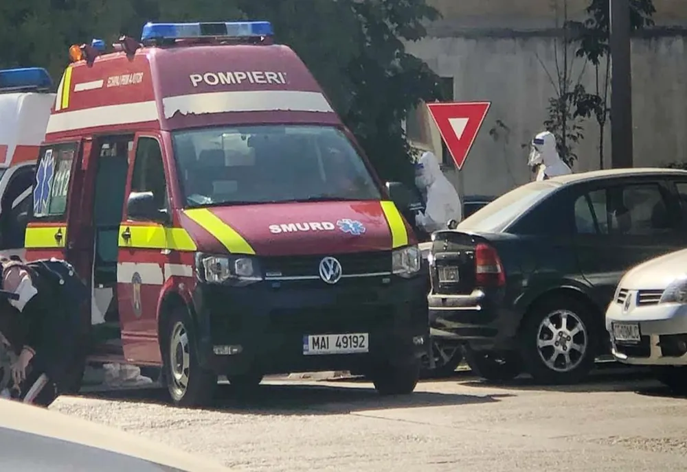 Slatina: Femeie cu COVID-19, care se trata acasă, găsită moartă
