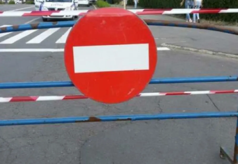 Trafic rutier închis, pe un drum din Olt, până la finalul lunii mai. Vezi motivul