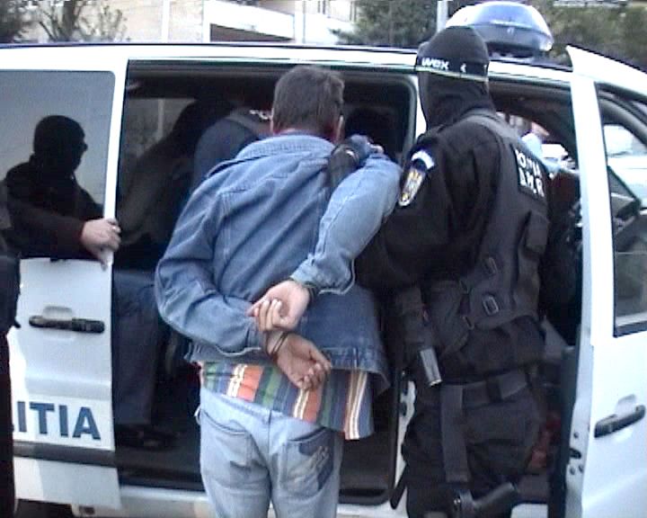 traficanti-de-droguri1