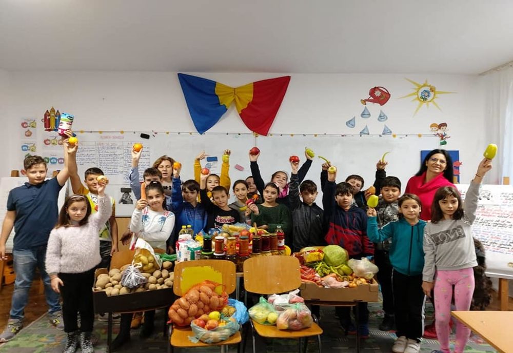 Elevi și profesori din Caracal, gest impresionant pentru măicuțele de la Brâncoveni